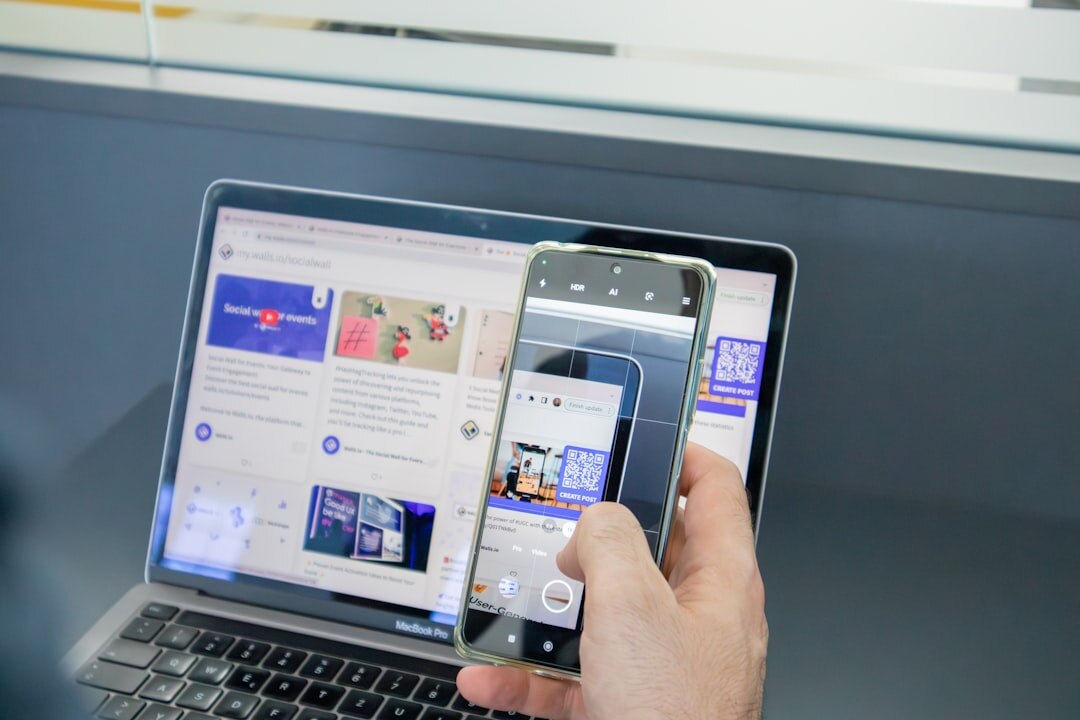 Social media news monitoring on smartphone and laptop